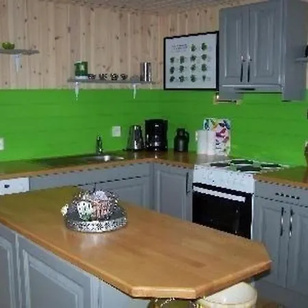 Grosses Holzferienhaus Slappe-av Mit Sauna Nyaraló Vradal